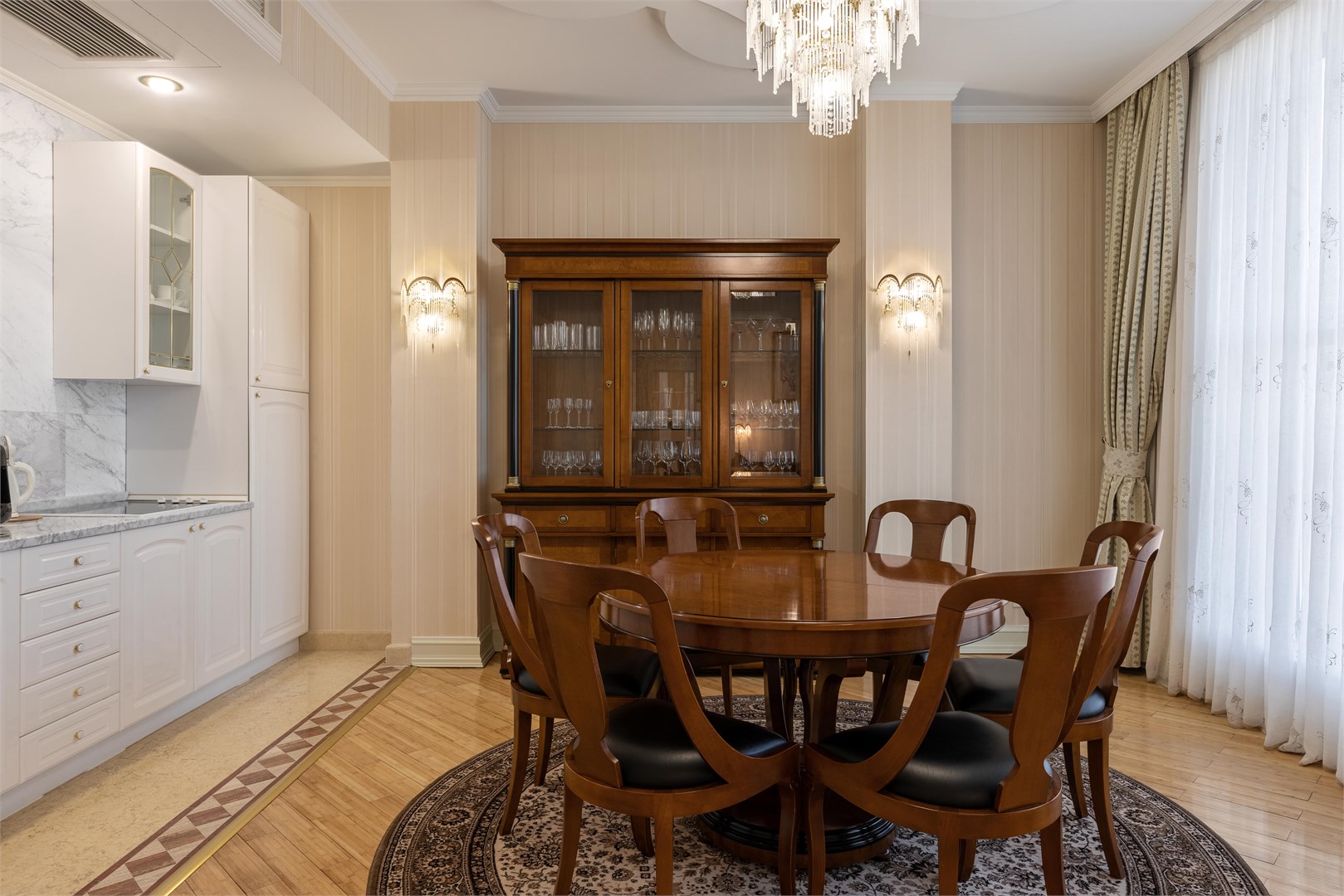 Апартаменты 3-комнатные (№803) без балкона в РЖДЗ Санаторий Черноморье