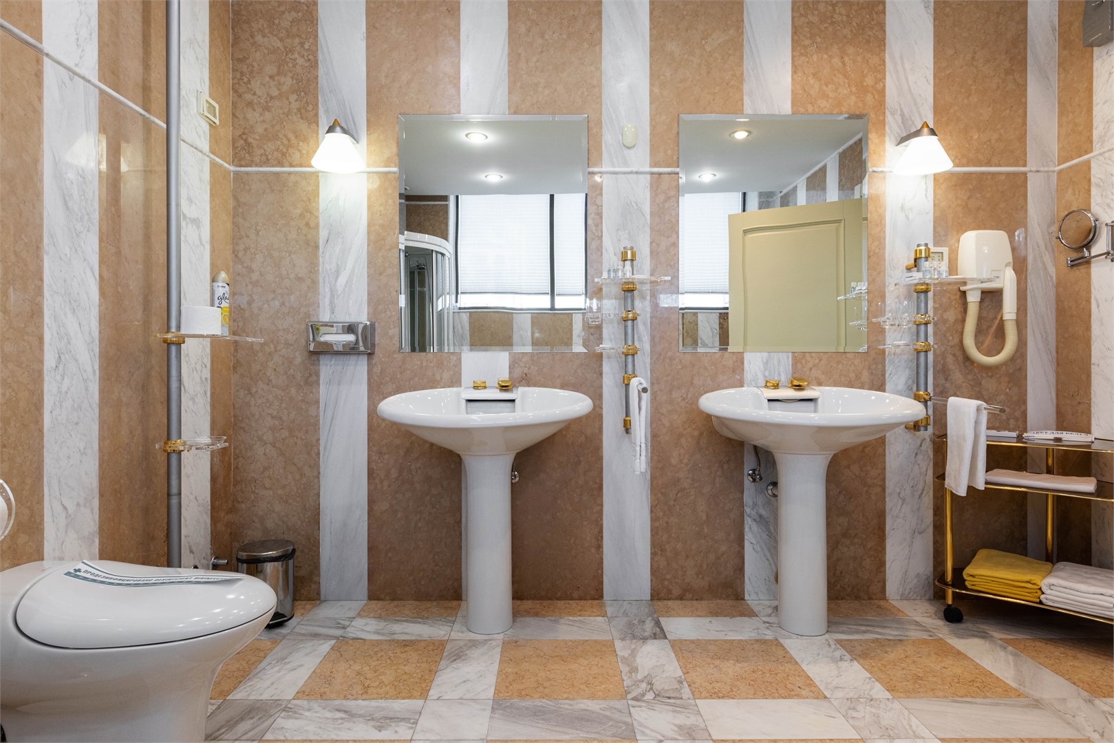 Апартаменты 3-комнатные (№803) без балкона в РЖДЗ Санаторий Черноморье