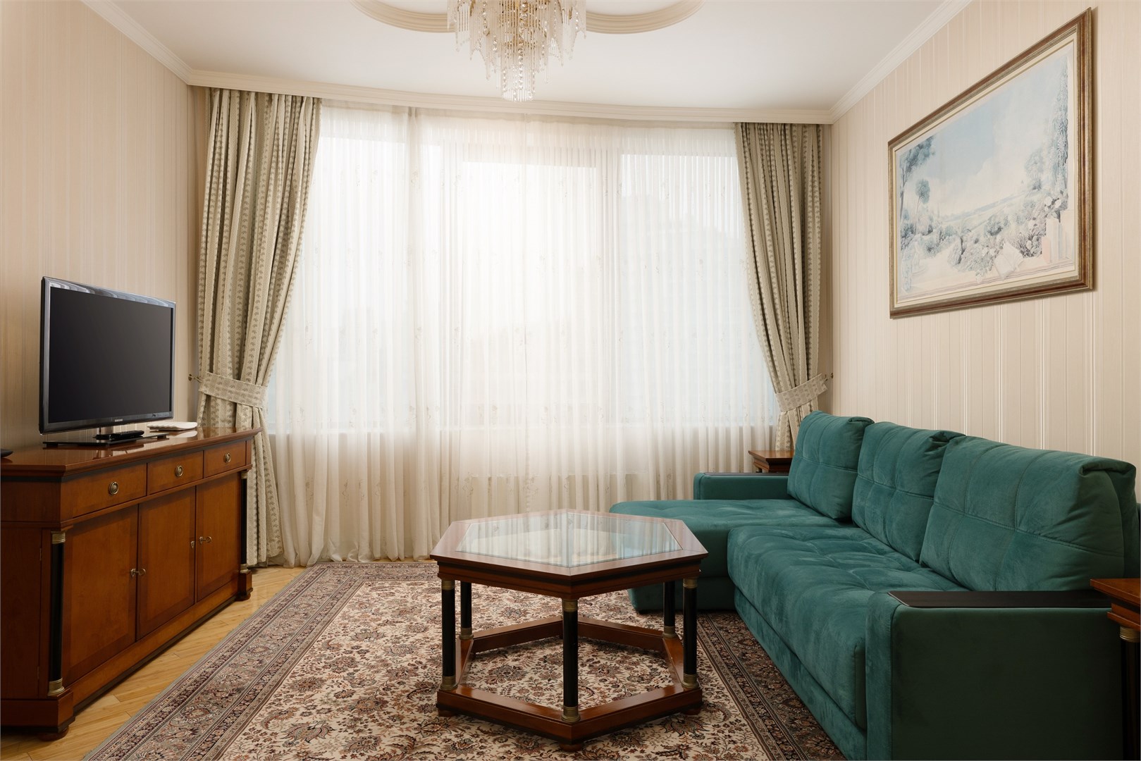 Апартаменты 3-комнатные (№803) без балкона в РЖДЗ Санаторий Черноморье