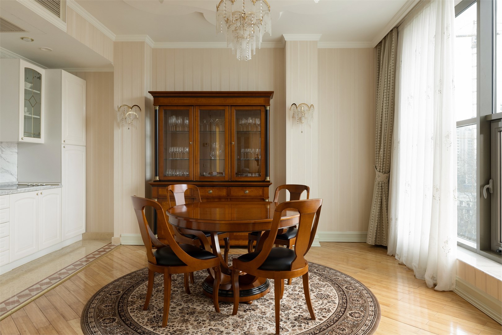 Апартаменты 3-комнатные (№803) без балкона в РЖДЗ Санаторий Черноморье