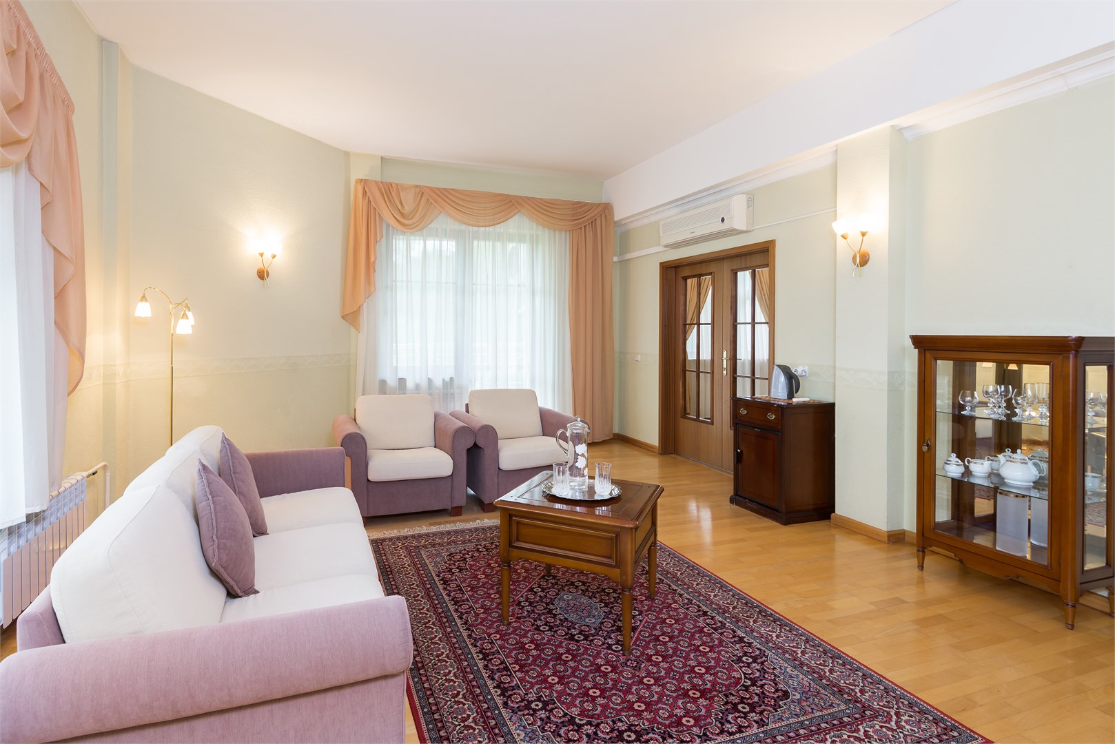 Люкс 2-комнатный (корпус 5) в РЖДЗ Санаторий Буран