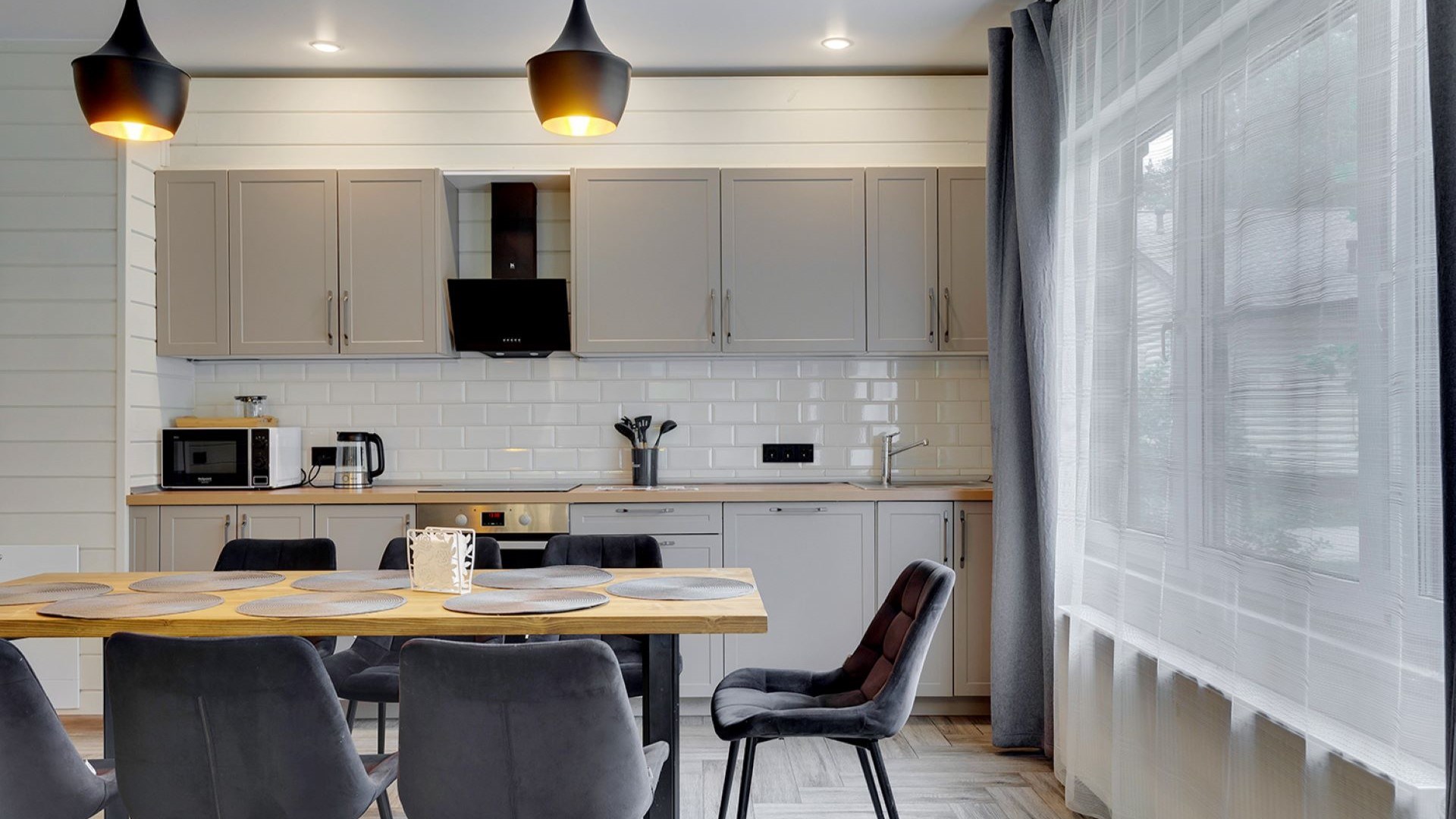 Коттедж «Королевский 23» в Царство-Королевство