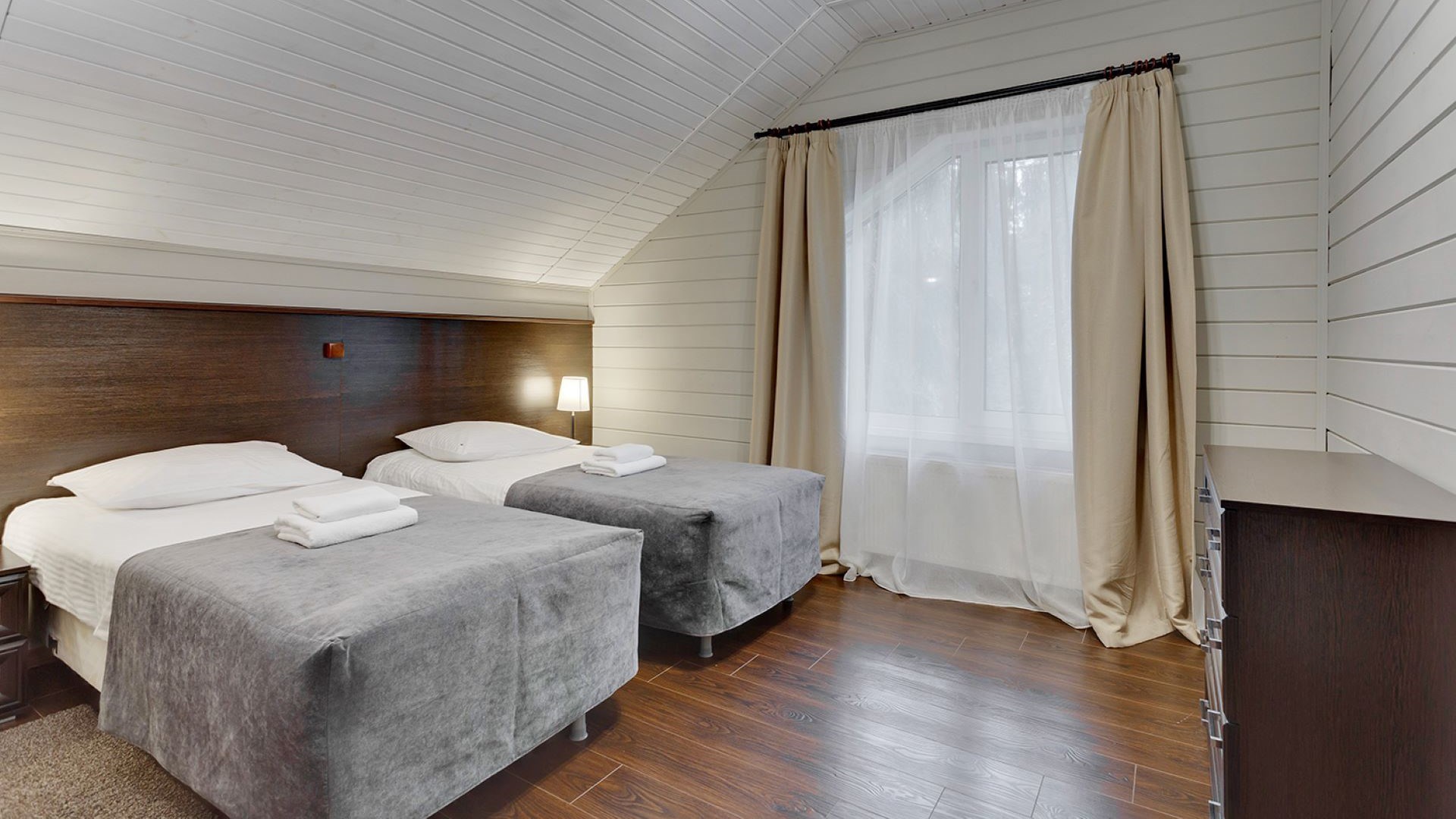 Коттедж «Королевский 23» в Царство-Королевство