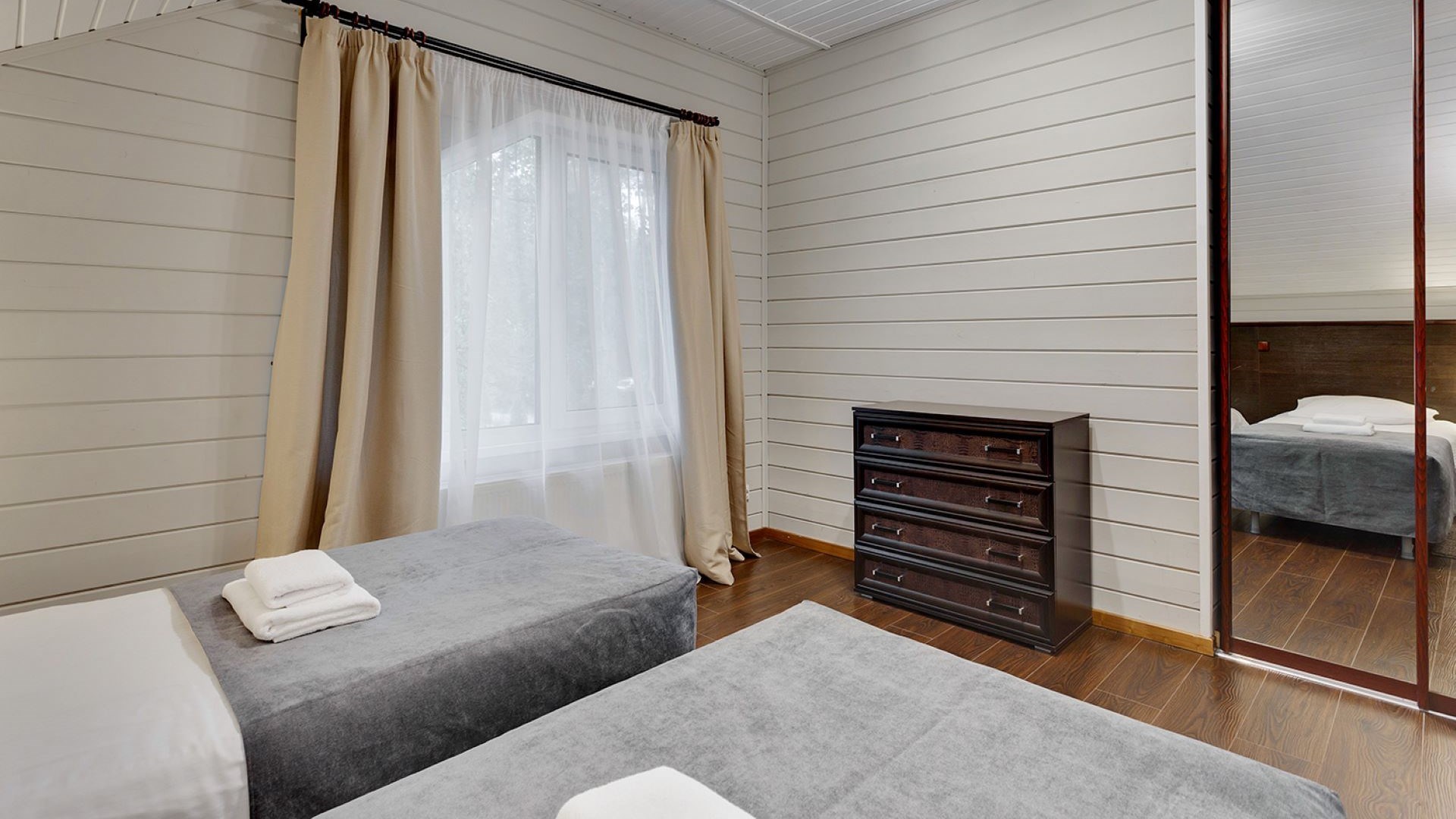 Коттедж «Королевский 23» в Царство-Королевство