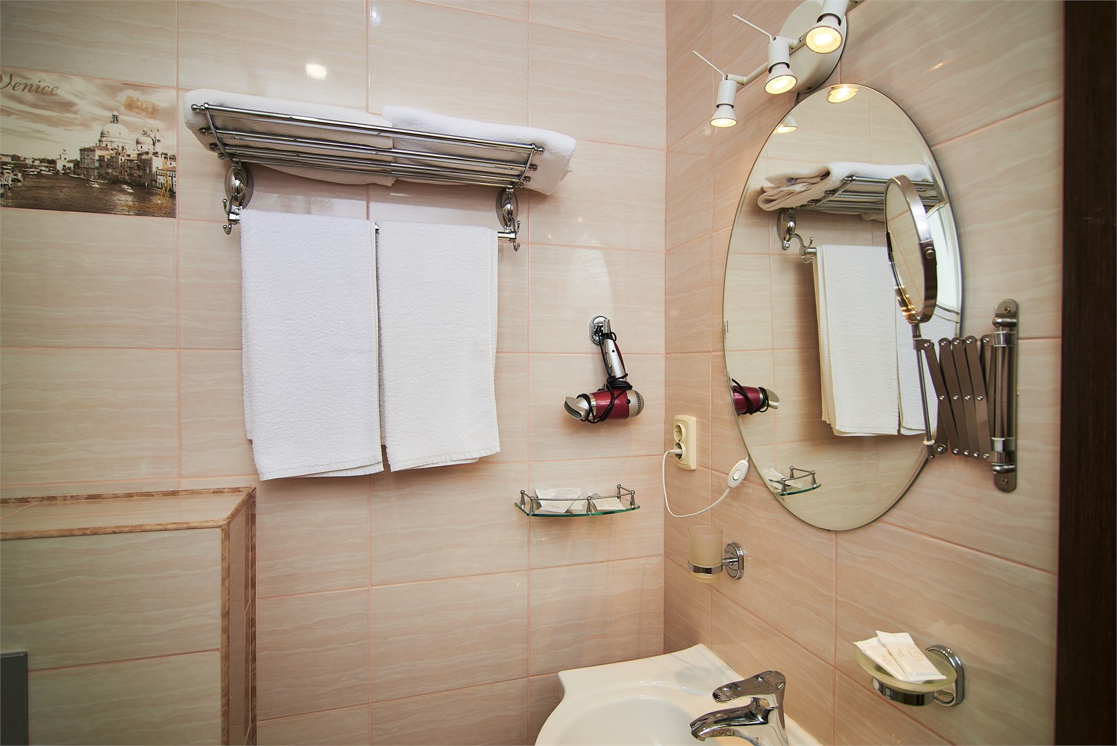 Полулюкс в Атлантида