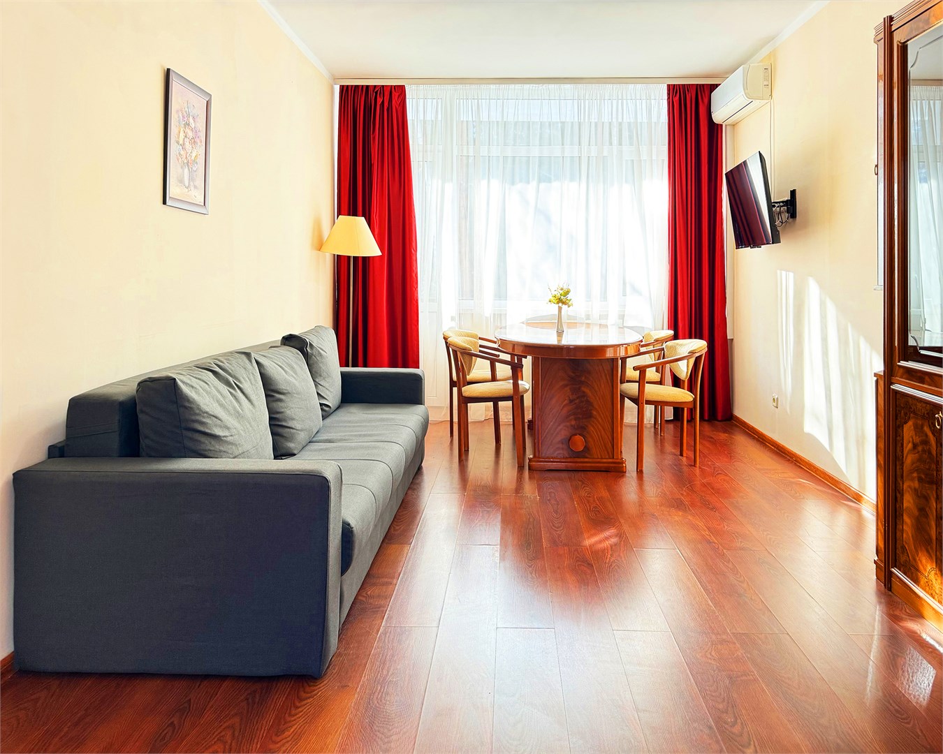 Апартамент с кухней / 3 корпус "Сибирь" в Десна