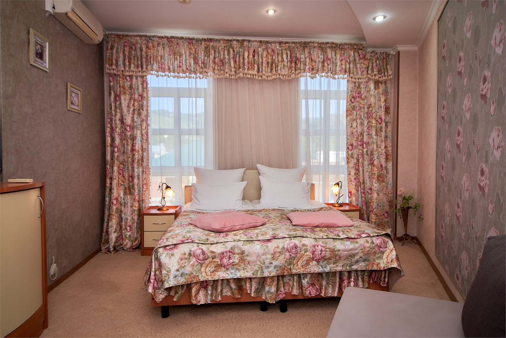 Люкс с одним доп.местом в Атлантида