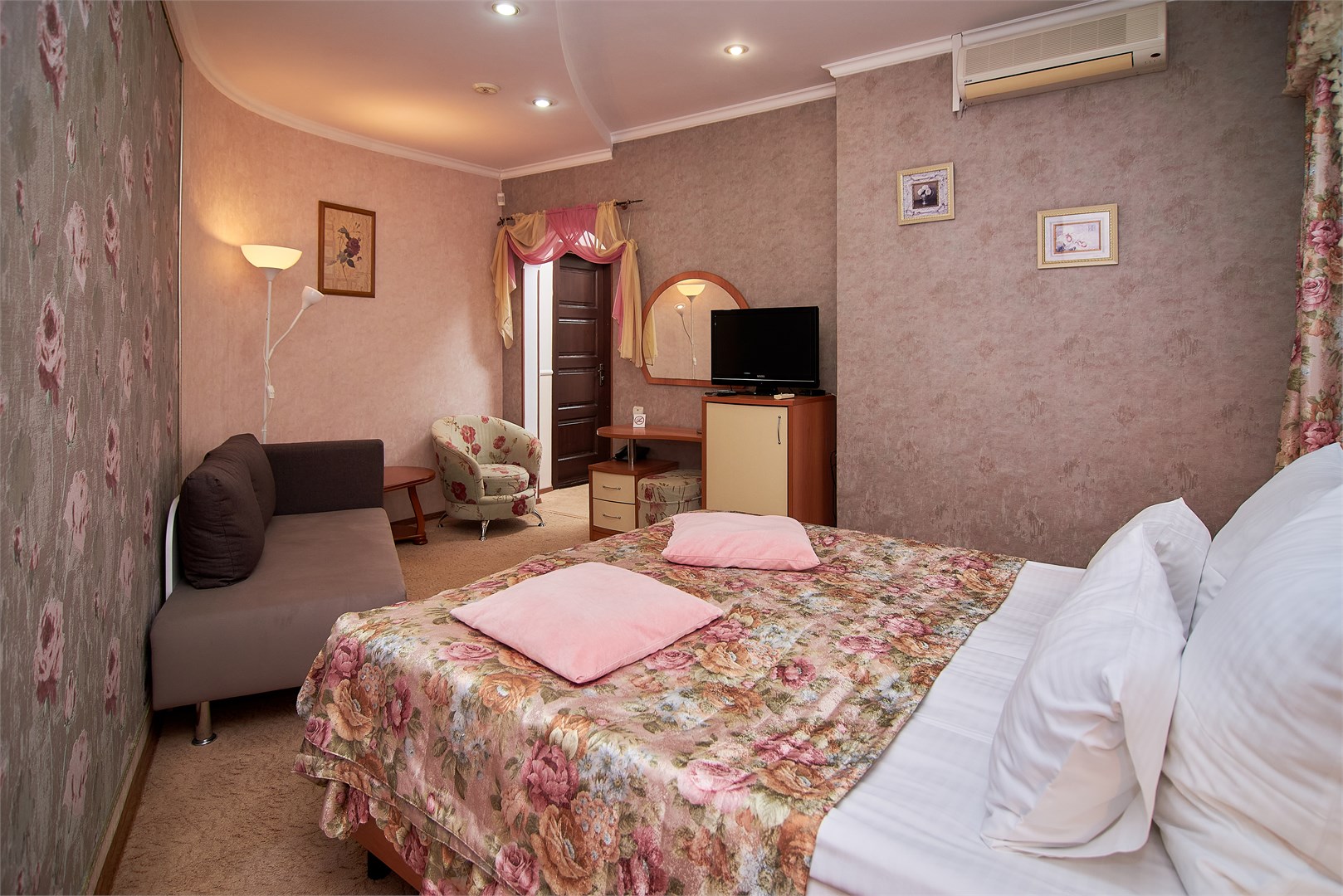 Люкс с одним доп.местом в Атлантида