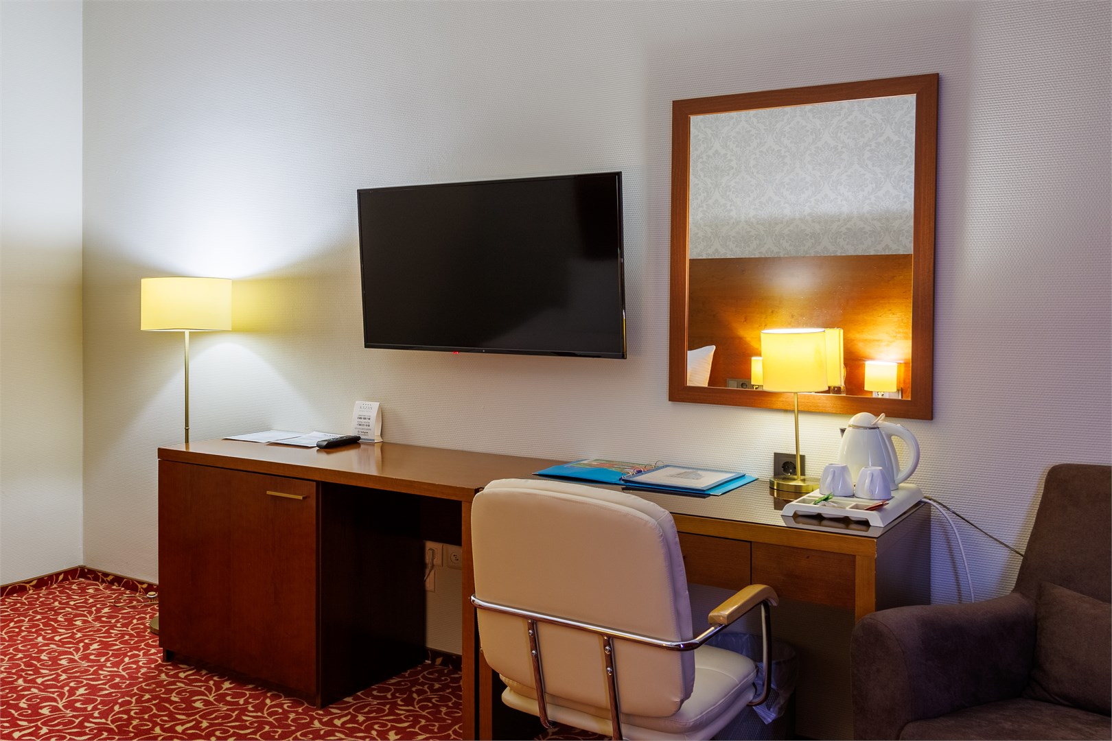 Номер Стандарт с двумя односпальными кроватями в Гранд отель Казань