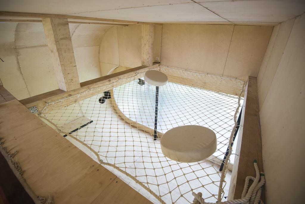 арт-дом  «Штаб», авторы арт-группа  «Алыча» в Никола-ленивец