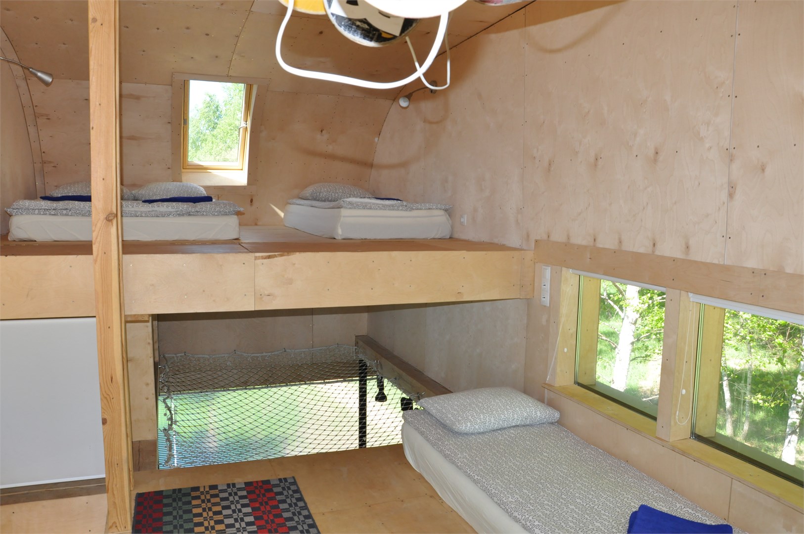 арт-дом  «Штаб», авторы арт-группа  «Алыча» в Никола-ленивец