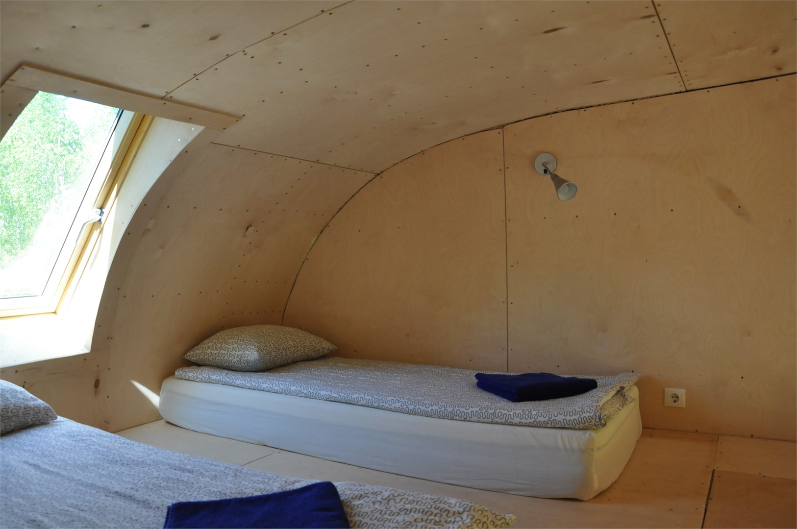 арт-дом  «Штаб», авторы арт-группа  «Алыча» в Никола-ленивец