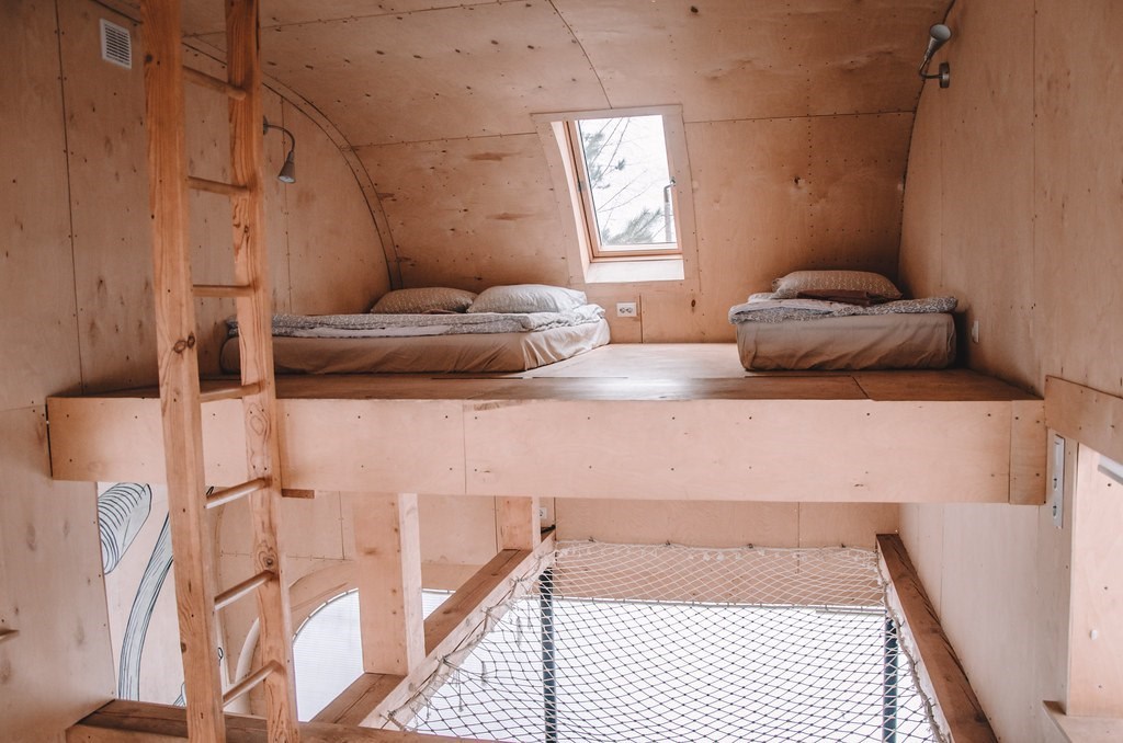 арт-дом  «Штаб», авторы арт-группа  «Алыча» в Никола-ленивец