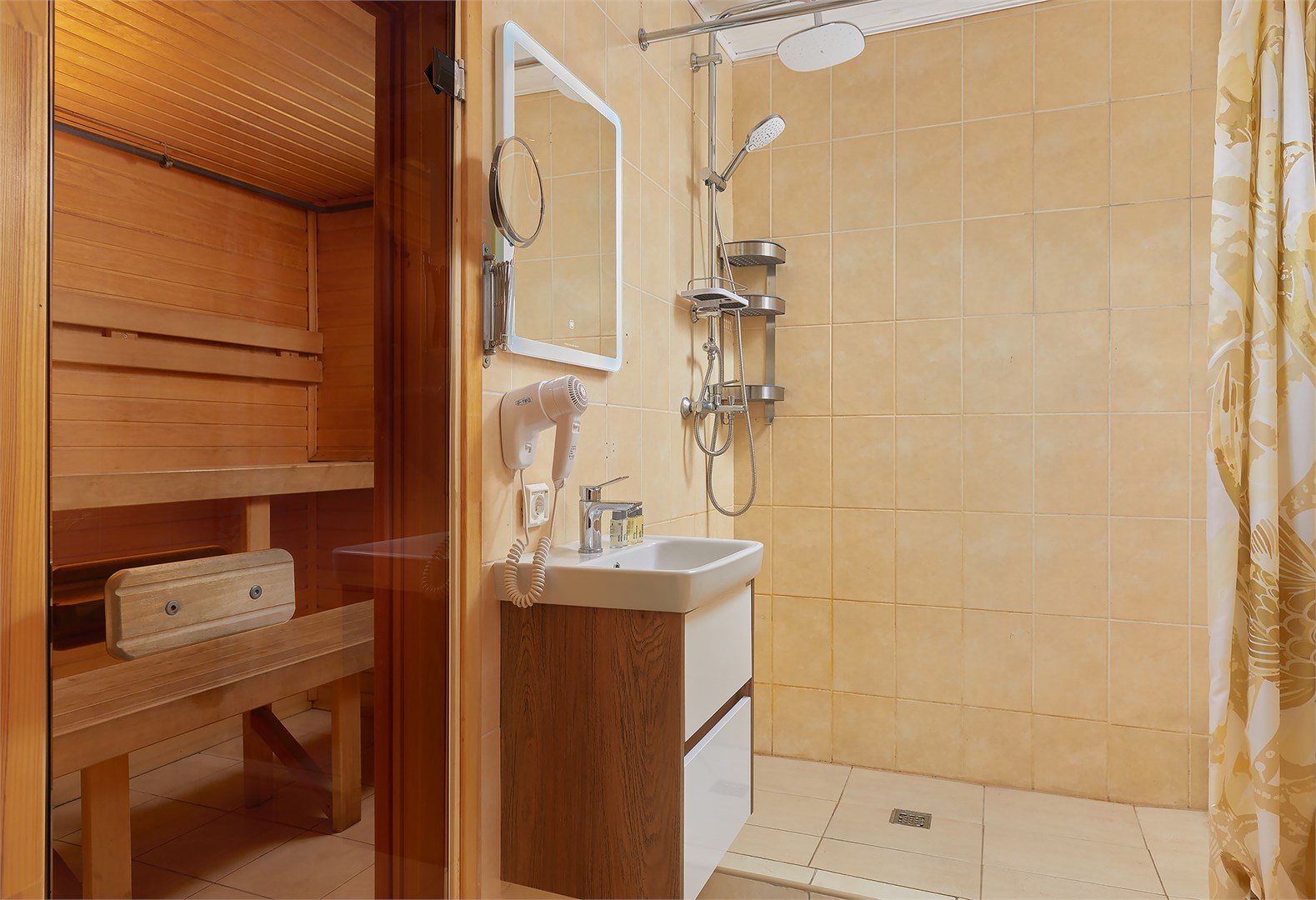 Номер с сауной в гостинице "Морячок" в Окунёвая