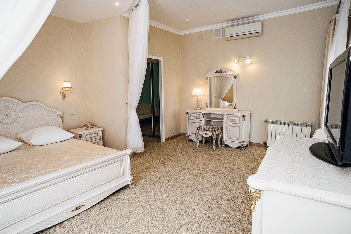 Первая категория (стандарт) "Улучшенный с балконом" в Палисадъ