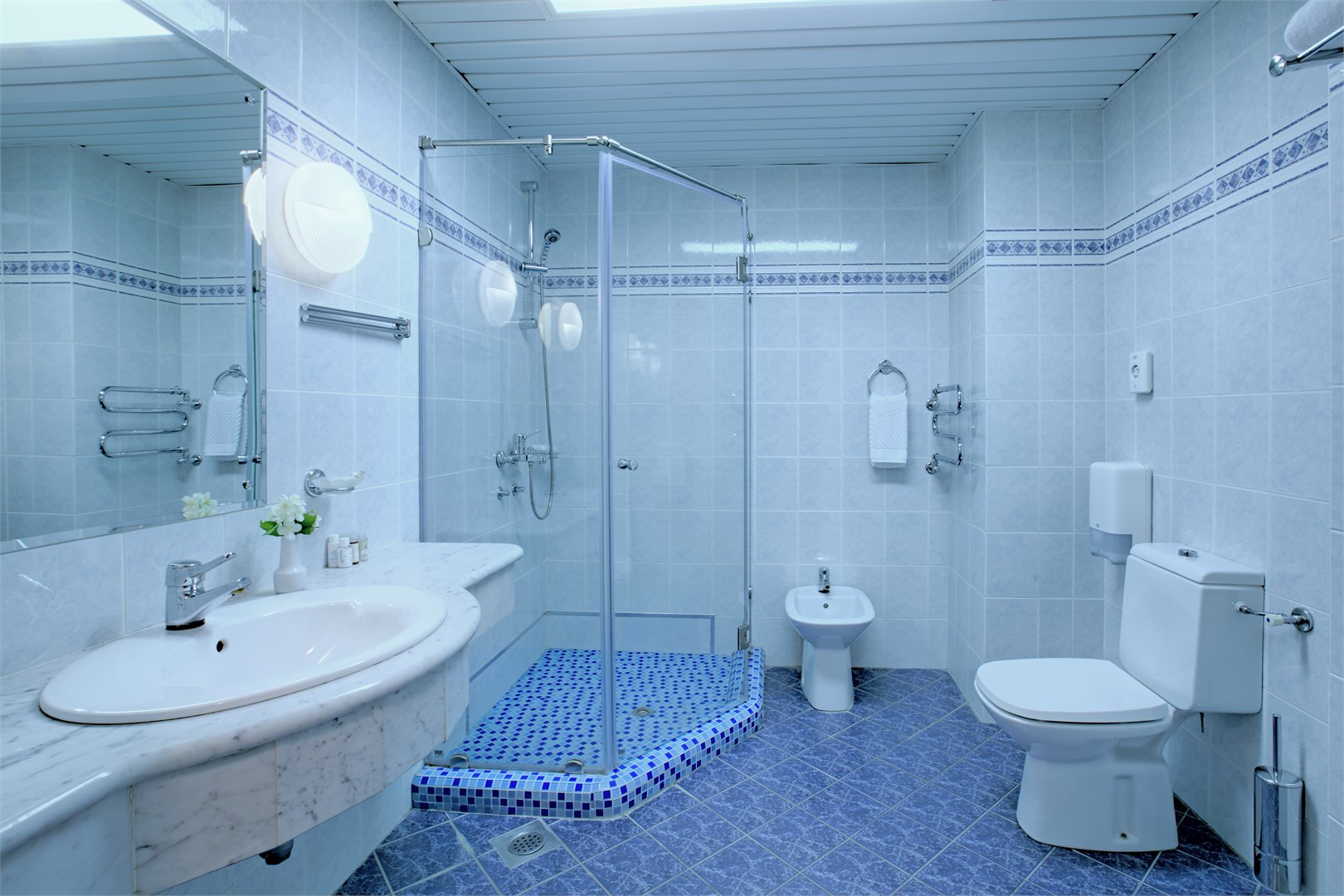 Студия семейная 2-комнатная в Azimut Здоровье Аквамарин