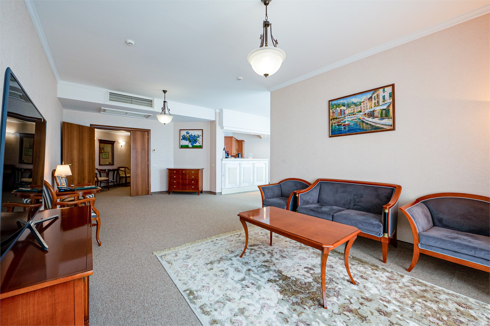 Апартаменты 3-комнатные (№708) в РЖДЗ Санаторий Черноморье