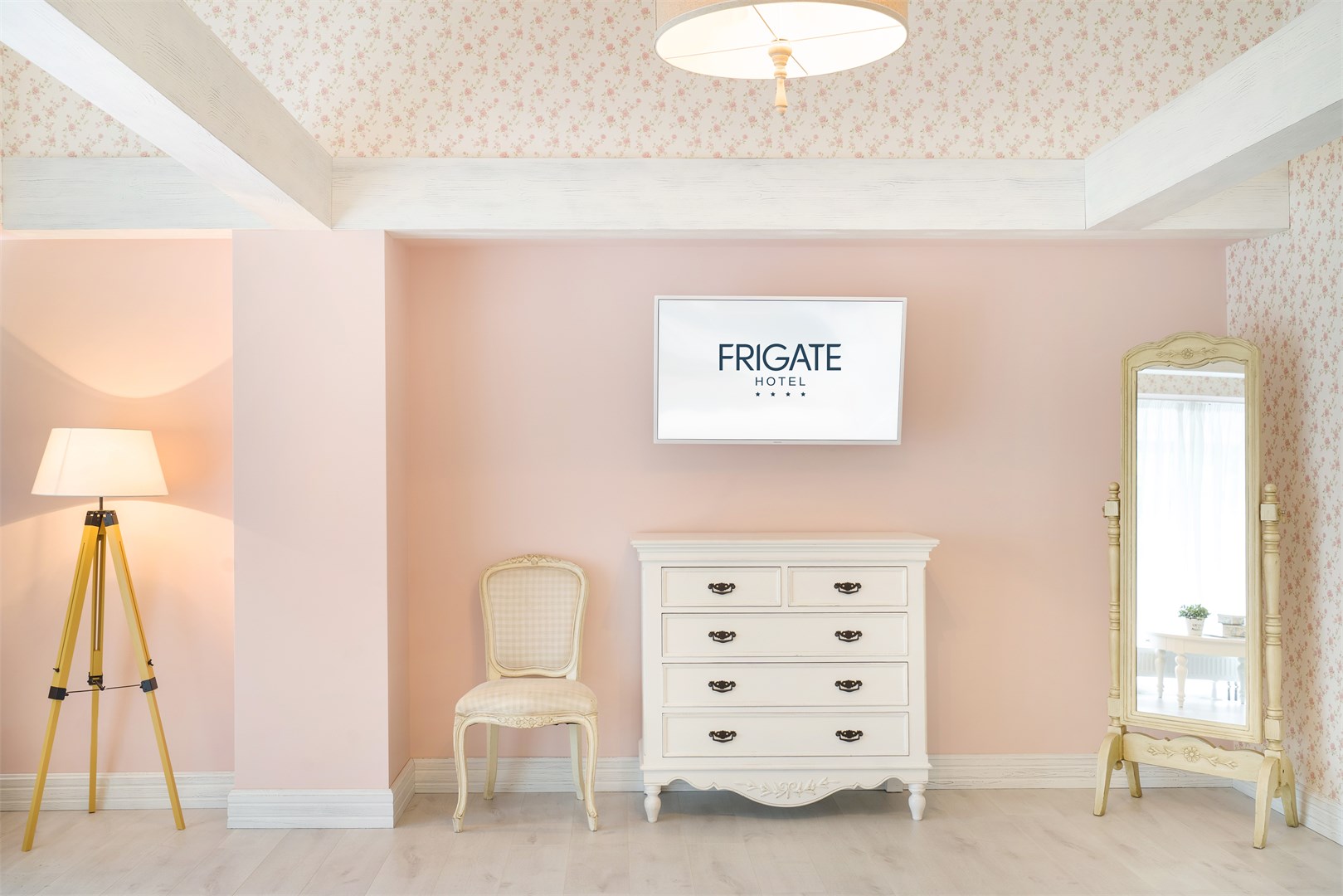 Полулюкс Прованс в Фрегат