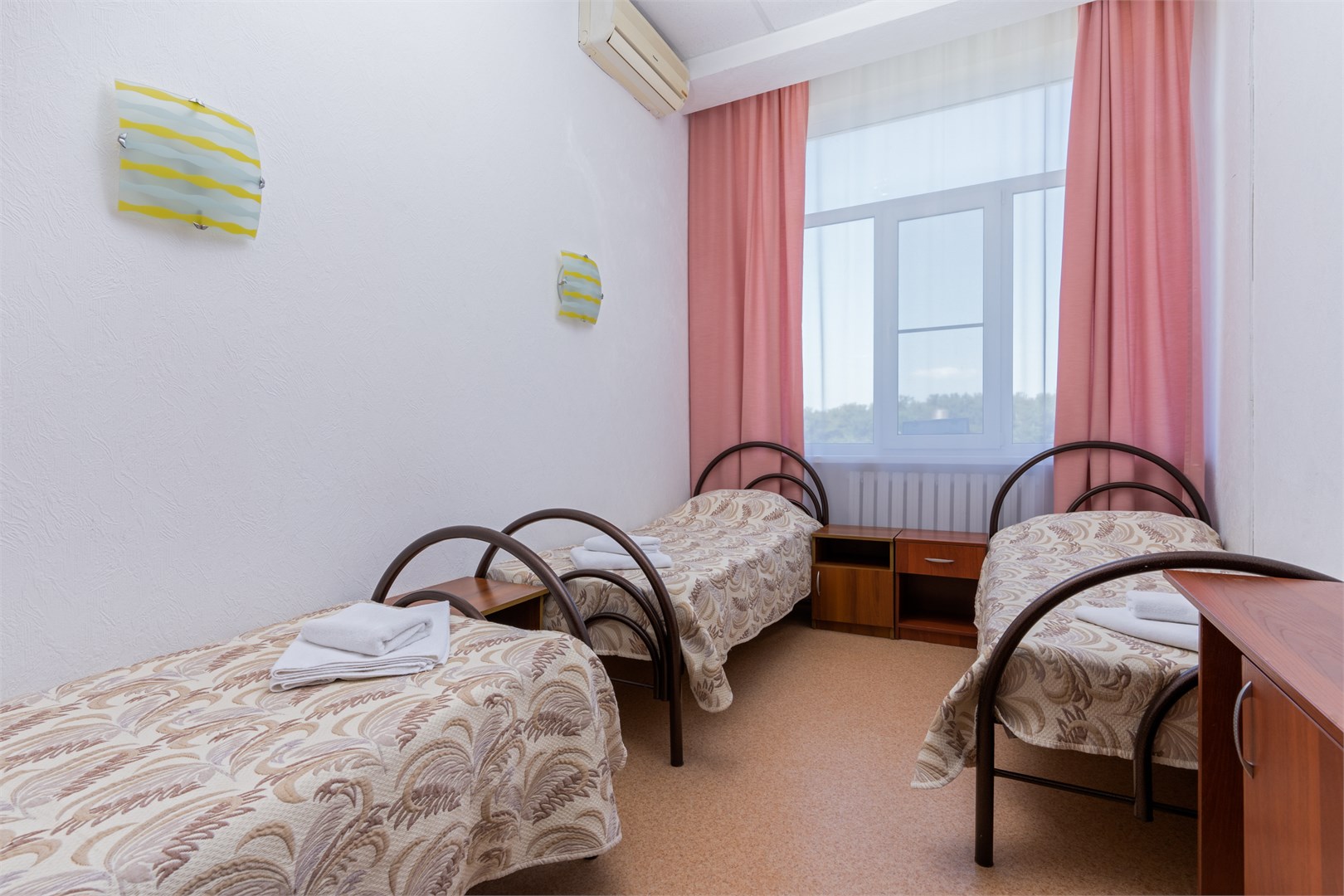 Эконом 3-местный (корпус 3) в Azimut Здоровье Солнечный