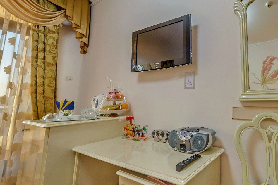 Стандарт 1-местный без балкона 2 корпус основная территория в Октябрьский