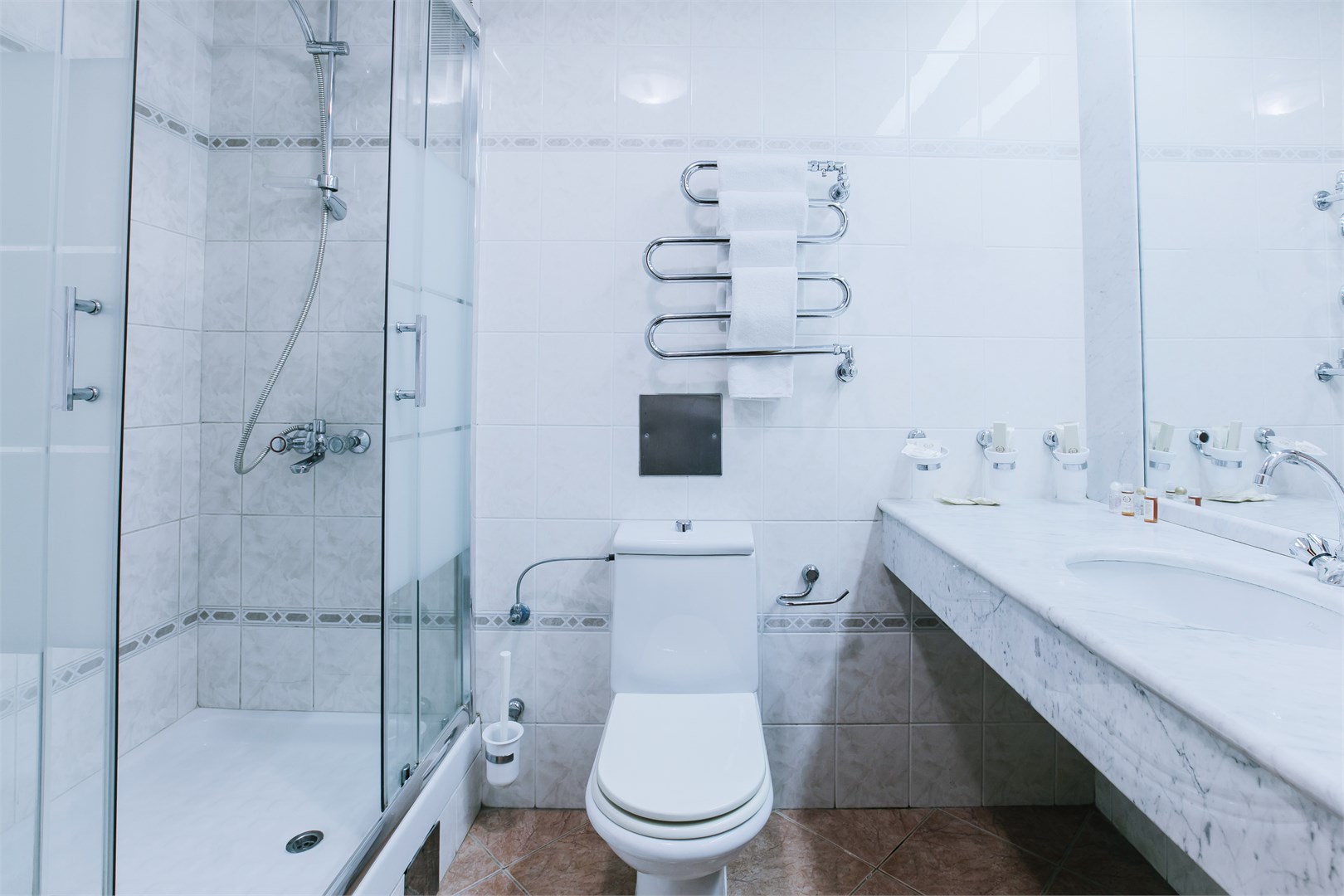 Полулюкс DBL семейный 2-комнатный (1 и 2 корпус) в Azimut Здоровье Зеленый Гай