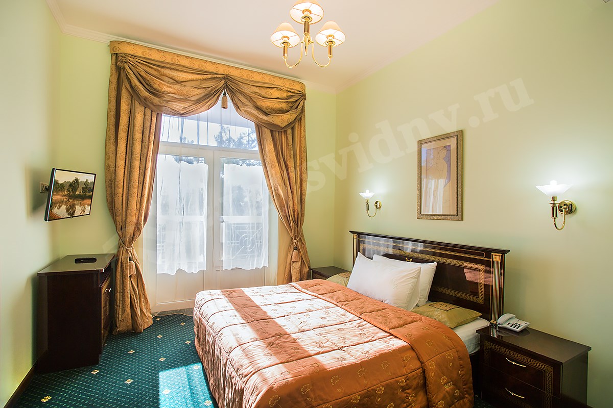 Люкс семейный 2-комнатный (Салют) в AZIMUT Здоровье Мыс Видный