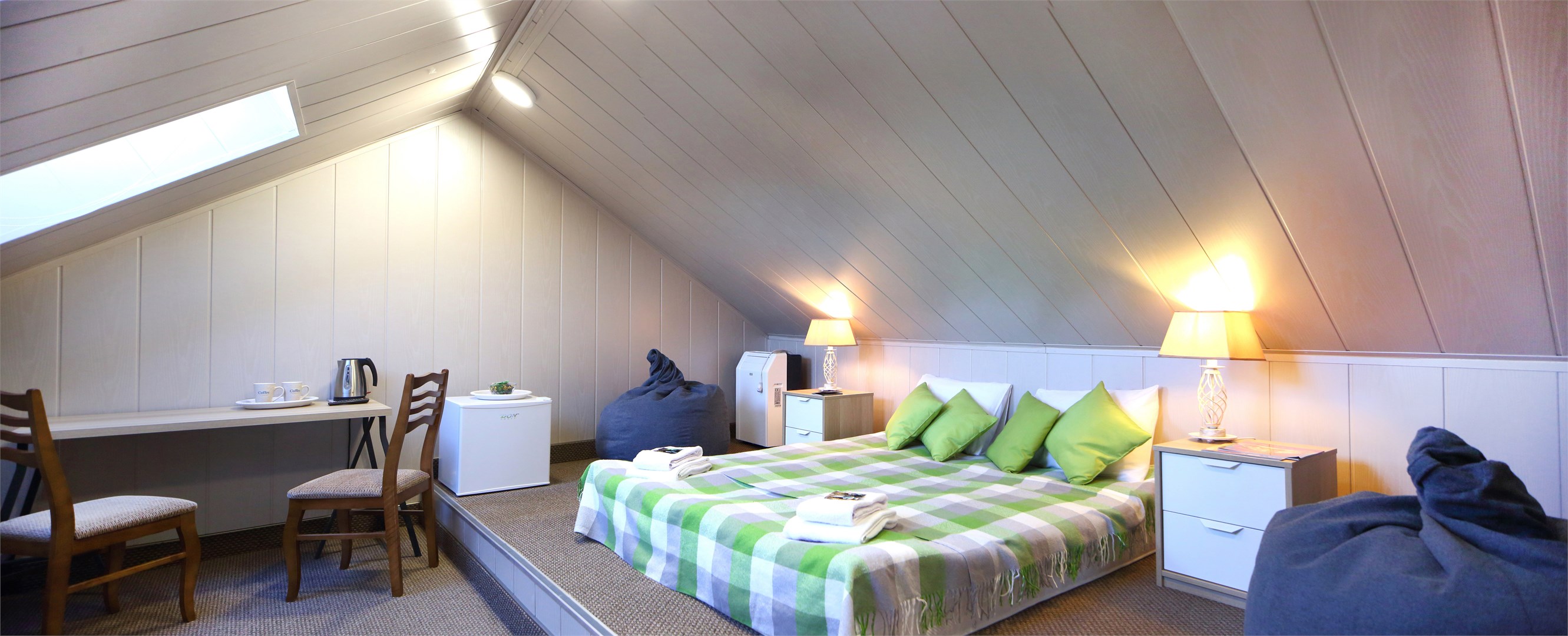 1 категория (Четырех-местный номер с отдельным входом, мансарда) в Николин парк