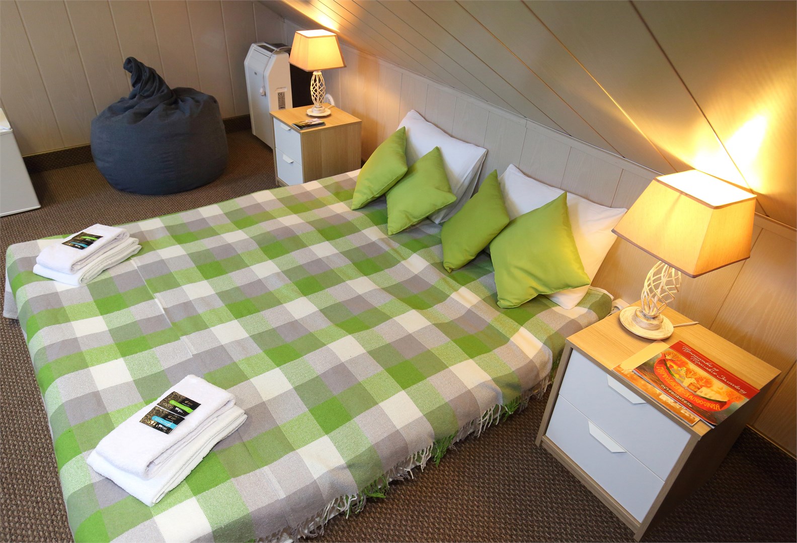 1 категория (Четырех-местный номер с отдельным входом, мансарда) в Николин парк