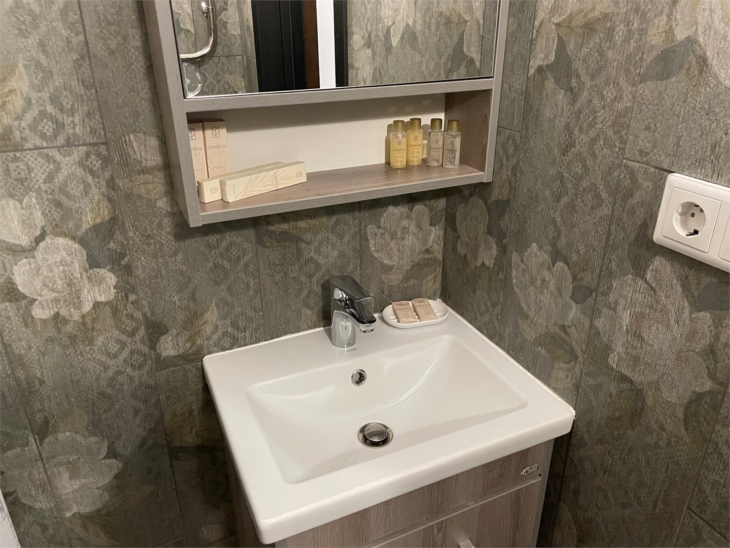 Номер «Делюкс» (повышенной комфортности) ✨ в Зазерки на Вазузе