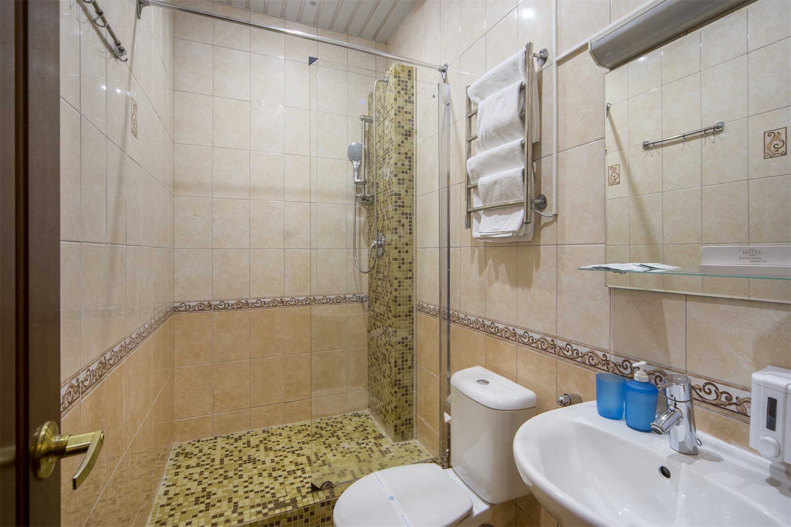 Категория "Стандарт с двумя отдельными кроватями" в Граф Толстой