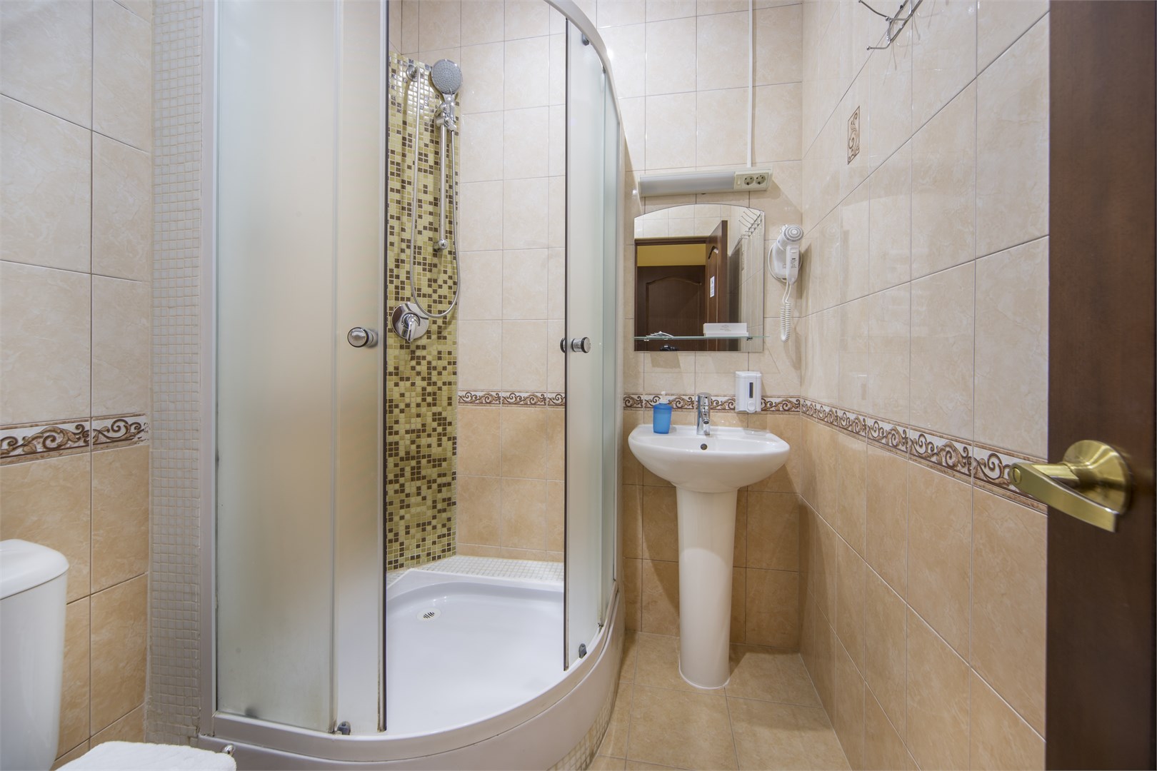 Категория "Стандарт с двумя отдельными кроватями" в Граф Толстой