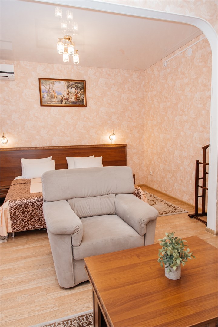 Джуниор Сюит в Энергетик