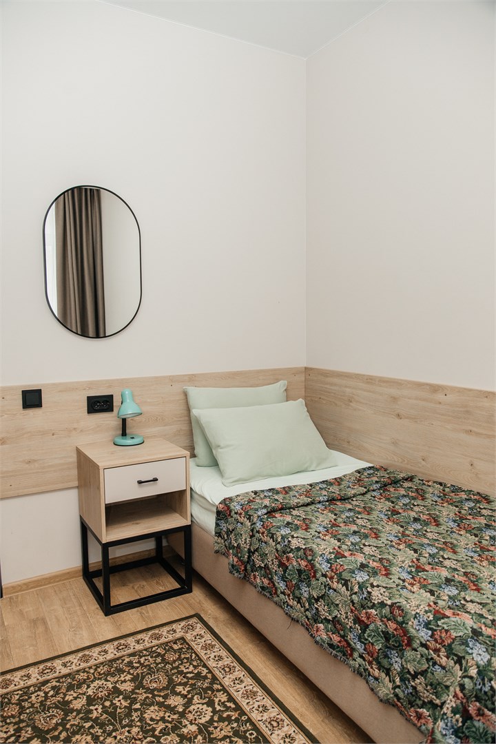 Место в блочном 4-местном  2-х комнатном номере в Энергетик