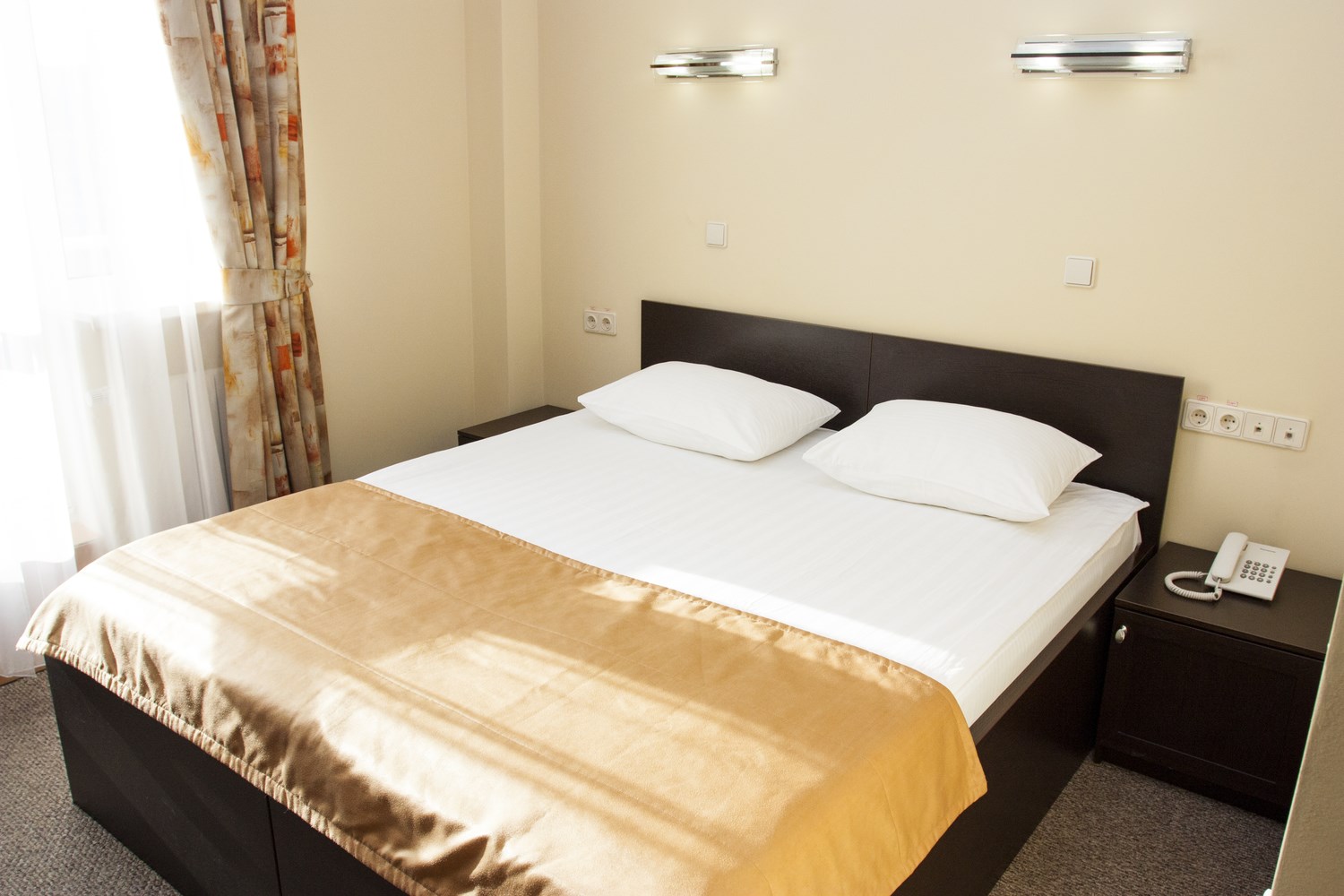 Бизнес-стандарт в Шерр отель