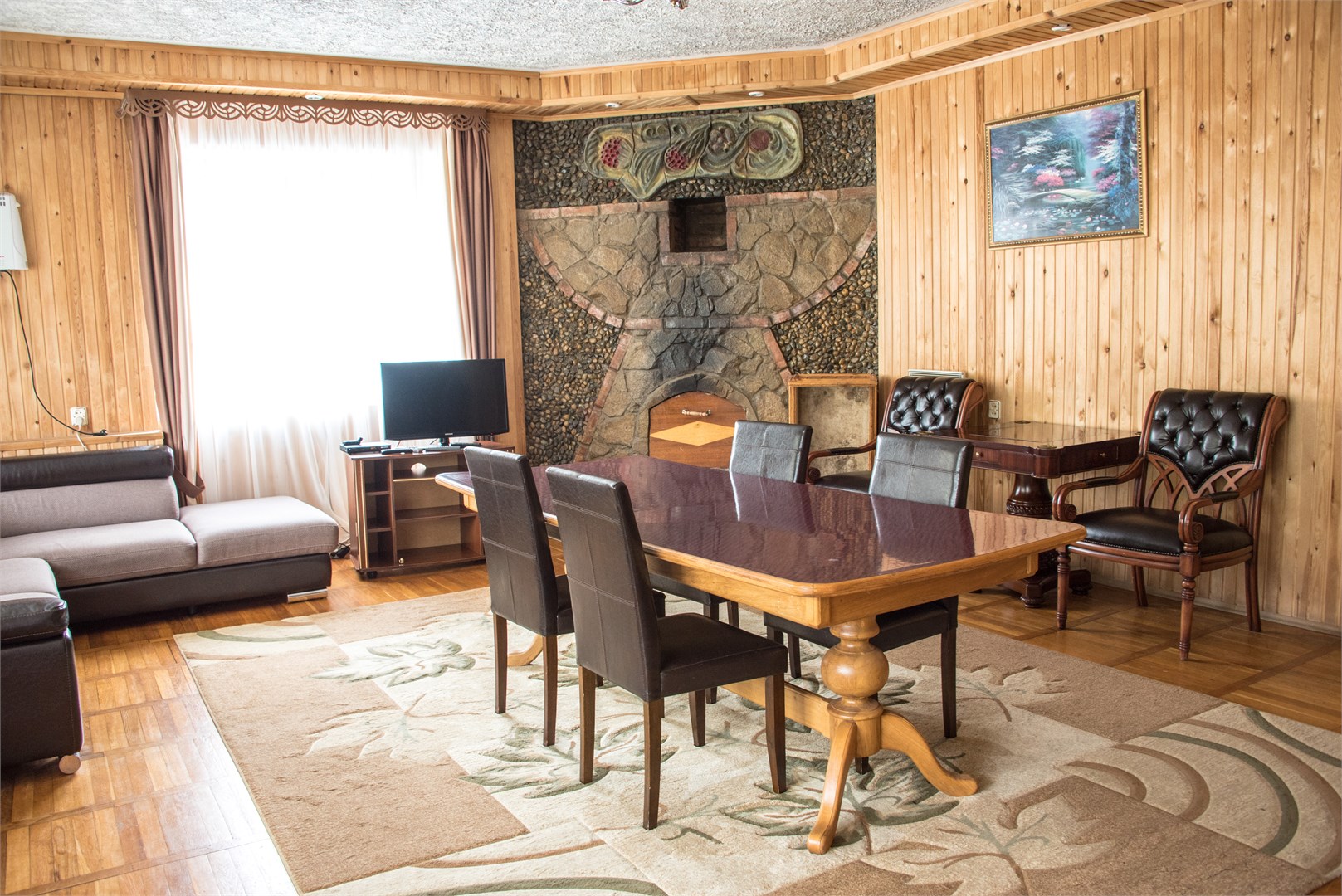 Люкс № 202 с камином в Энергетик