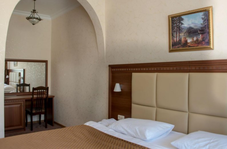 Люкс № 302  с камином в Энергетик