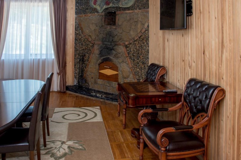 Люкс № 302  с камином в Энергетик