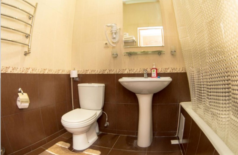 Стандарт четырехместный без балкона в Энергетик