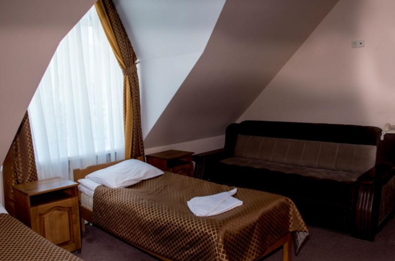 Стандарт четырехместный без балкона в Энергетик