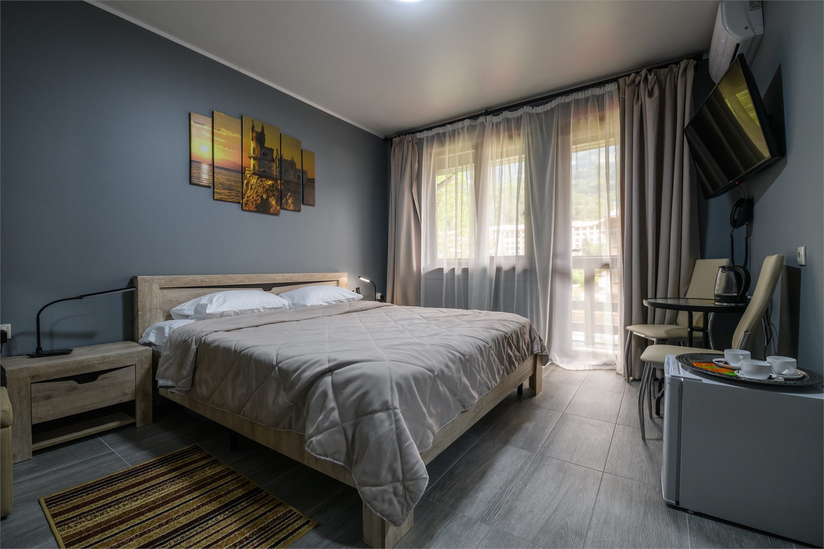 Стандарт с балконом с видом на горы в Юна Аqua Life