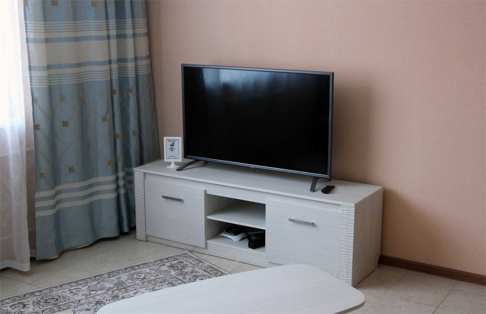 2-  местные улучшенные апартаменты S15 в Siberia apartments