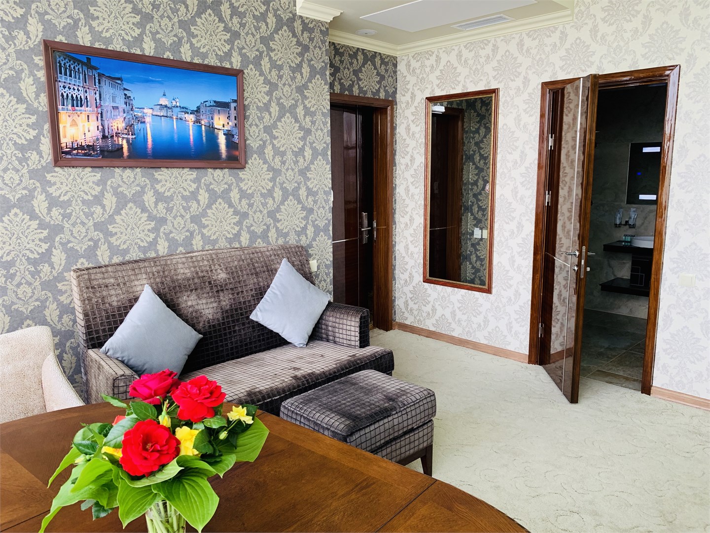 Люкс в Royal hotel Riz