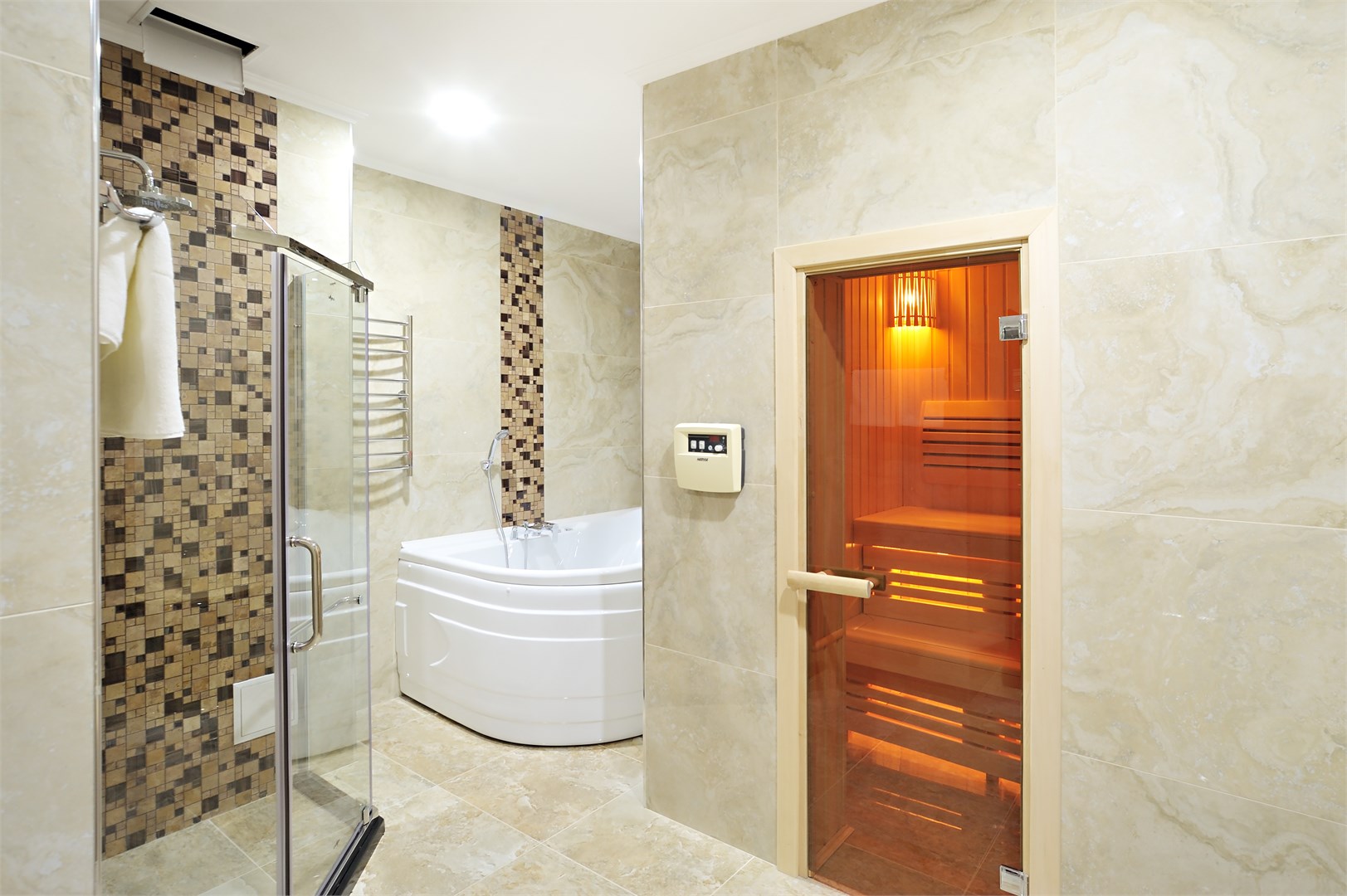 Президентский в Royal hotel Riz