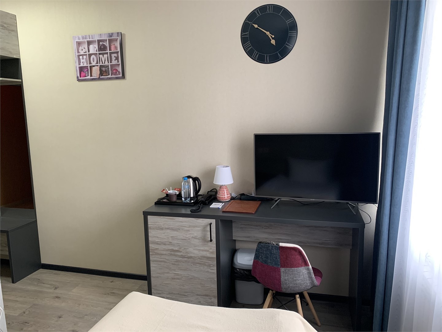 Стандартный одноместный номер в Авиатор