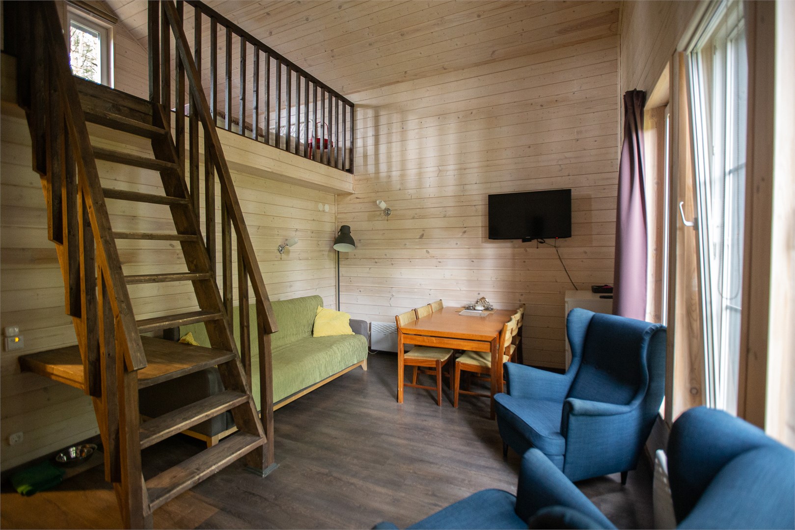 Брусника в Скрытово. Дачи