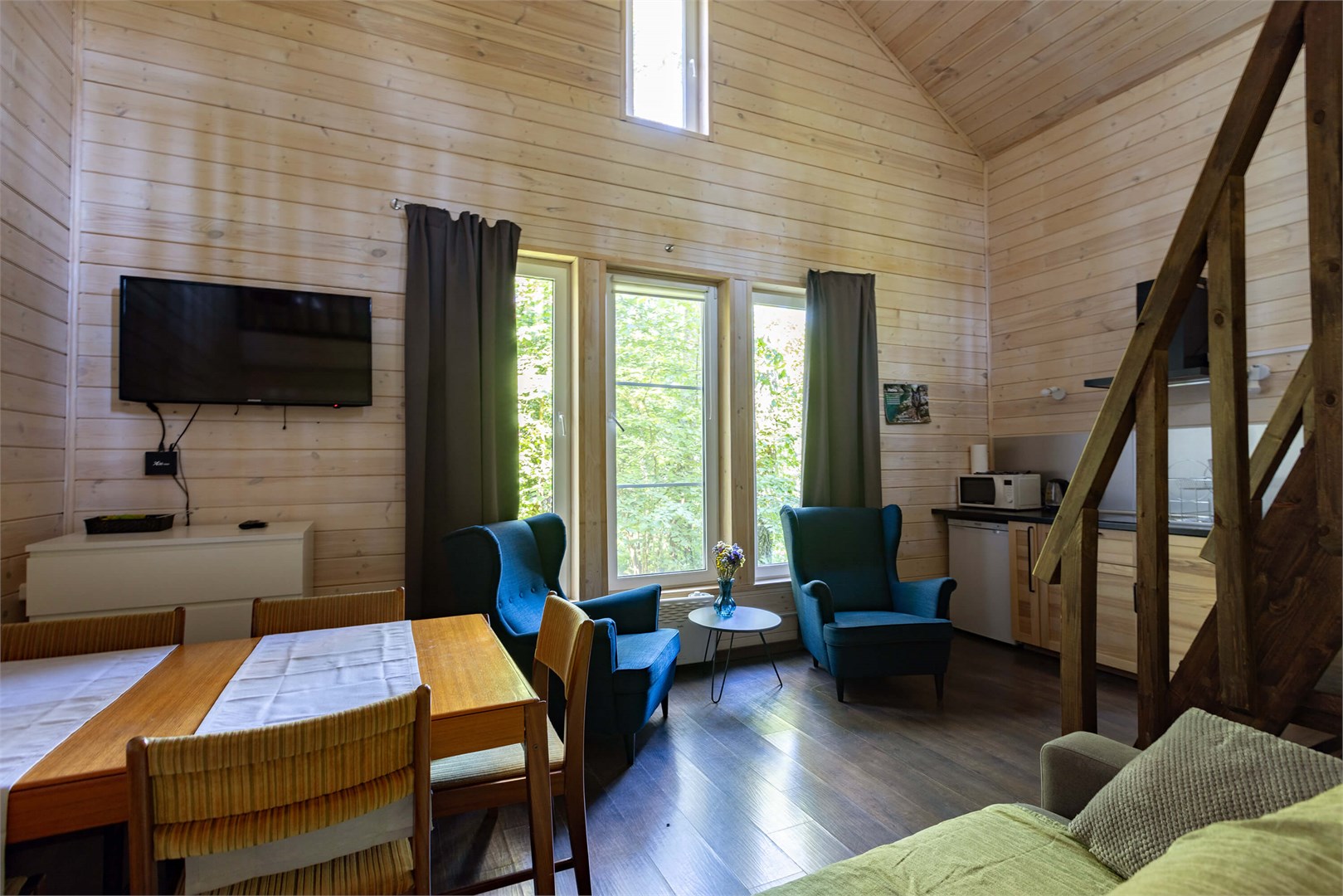 Брусника в Скрытово. Дачи