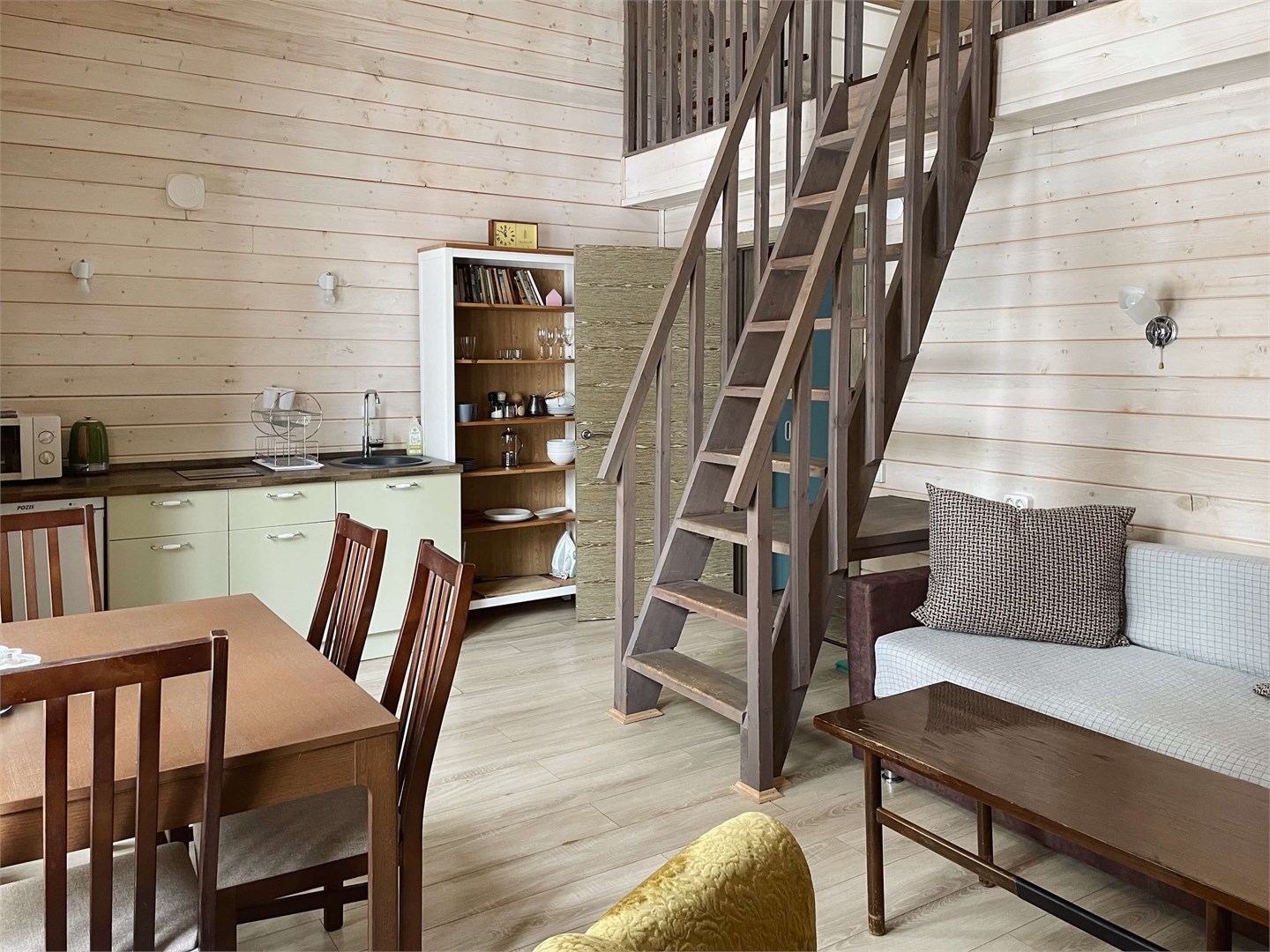 Морошка в Скрытово. Дачи