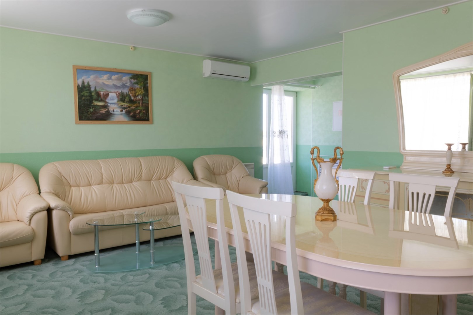 Номер Люкс в Ленинград