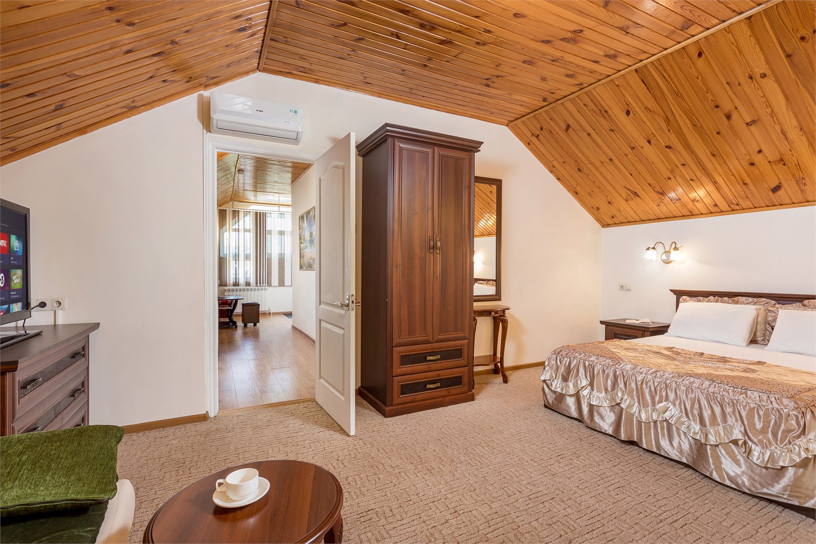 2-х комнатный номер + кухня  (корпус Г) в Русич