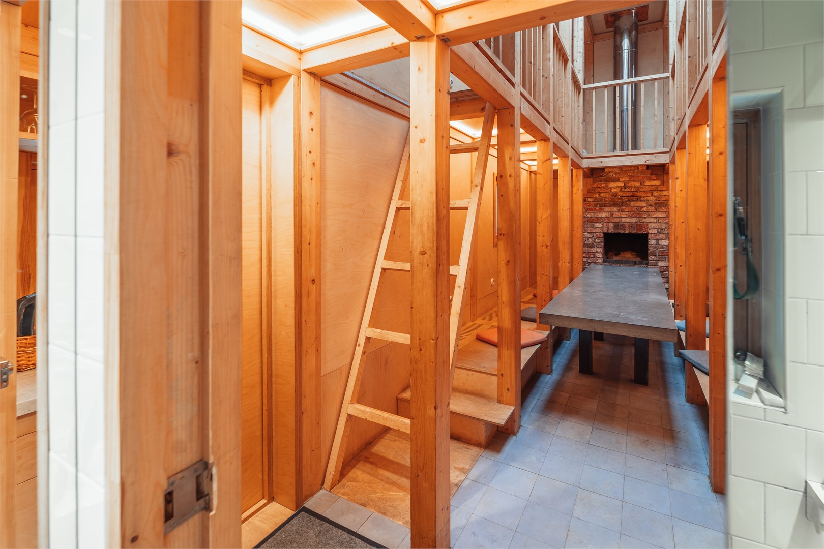 арт-дом  «Вилла ПО-2», авторы Александр Бродский, Антон Тимофеев в Никола-ленивец